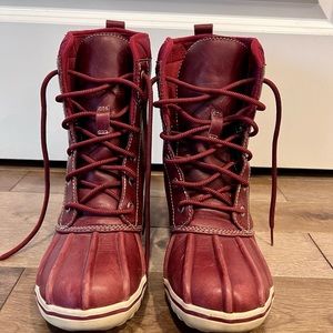 LL Bean Lace Up Winter Duck Boot